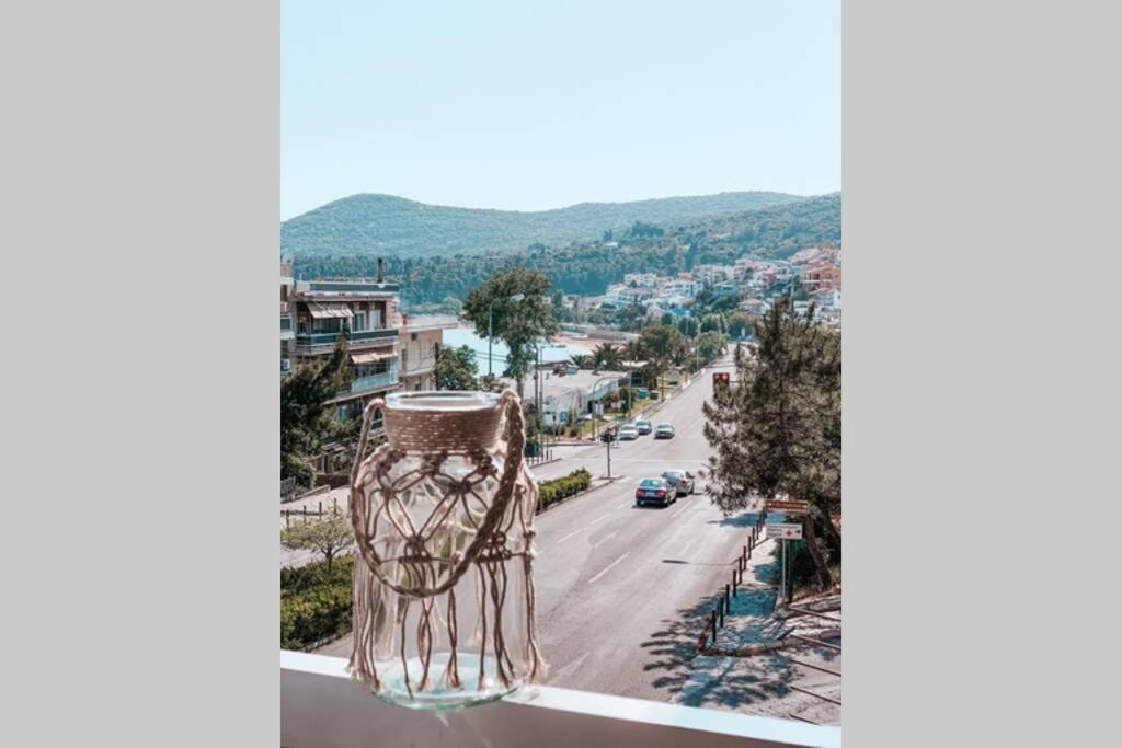Seaside Apartment In Kalamitsa Area Kavala Exterior photo